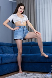 Anilos gallery Bsl0TlRH photo 01