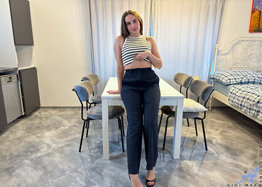 Gigi Max Mature Brunette Lingerie photo 02 Anilos gallery