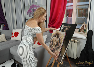 Vilada Mature Natural Slim photo 05 Aunt Judys gallery