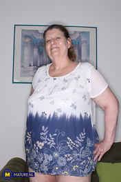 Tamara B.(60) Nude Gilf Brunette Hairy Pussy photo 03 - MATURE NL gallery 1VQkaBf7