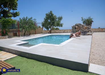 Mackenzie Page (42) & Nina Heels (25) Old And Young Blonde Tribbing photo 12 - Mature NL gallery 783fZ3Tq