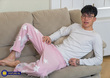 Celine H Mature Natural Stockings photo 03 Mature NL gallery