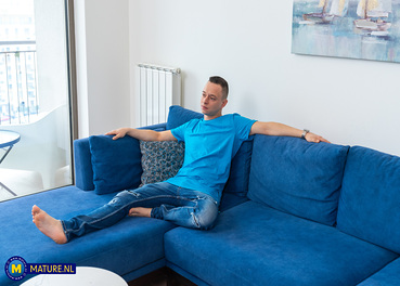 Natural Temptress Mature Blonde Stockings photo 09 Mature NL gallery