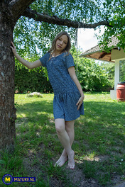 Maya Sinn Mature Natural Small Tits photo 02 Mature NL gallery