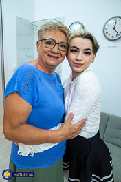 Babet & Rina Sun Mature Blonde Posing photo 14 Mature NL gallery
