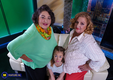 Edina & Jana & Maya Mature Natural Curvy photo 08 Mature NL gallery